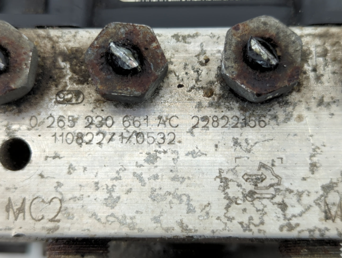 2017 Chevrolet Traverse ABS Pump Control Module Replacement P/N:22822156 Fits Fits 2012 2013 2014 2015 2016 OEM Used Auto Pa