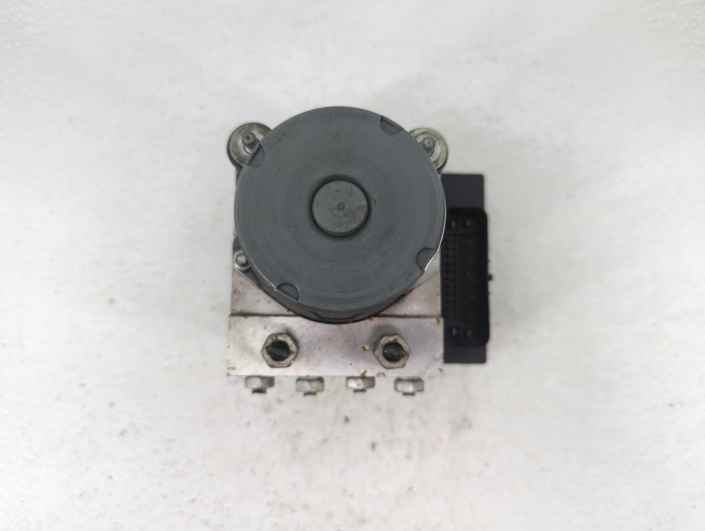 2017 Chevrolet Traverse ABS Pump Control Module Replacement P/N:0 265 230 661 AC Fits Fits 2012 2013 2014 2015 2016 OEM Used