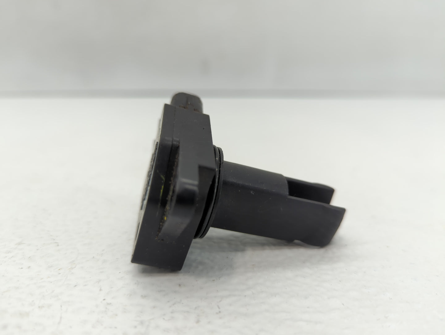 Chevrolet Traverse Mass Air Flow Meter Maf - Oemusedautoparts1.com