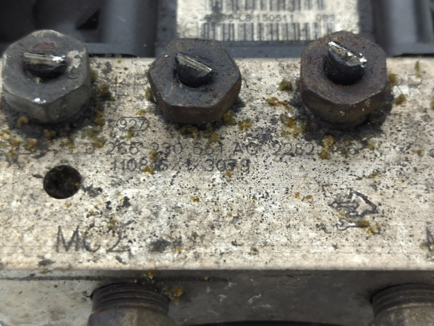 2017 Chevrolet Traverse ABS Pump Control Module Replacement P/N:266 230 661 AC Fits Fits 2012 2013 2014 2015 2016 OEM Used A