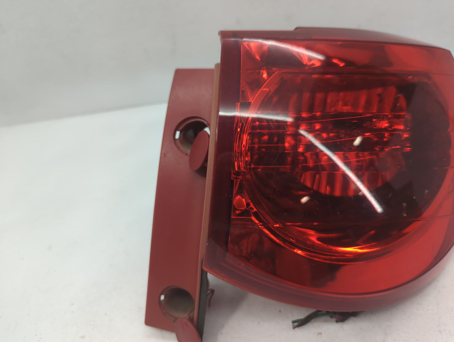 2012 Chevrolet Traverse Tail Light Assembly Driver Left OEM P/N:ZFY-00928-GM Fits OEM Used Auto Parts - Oemusedautoparts1.co
