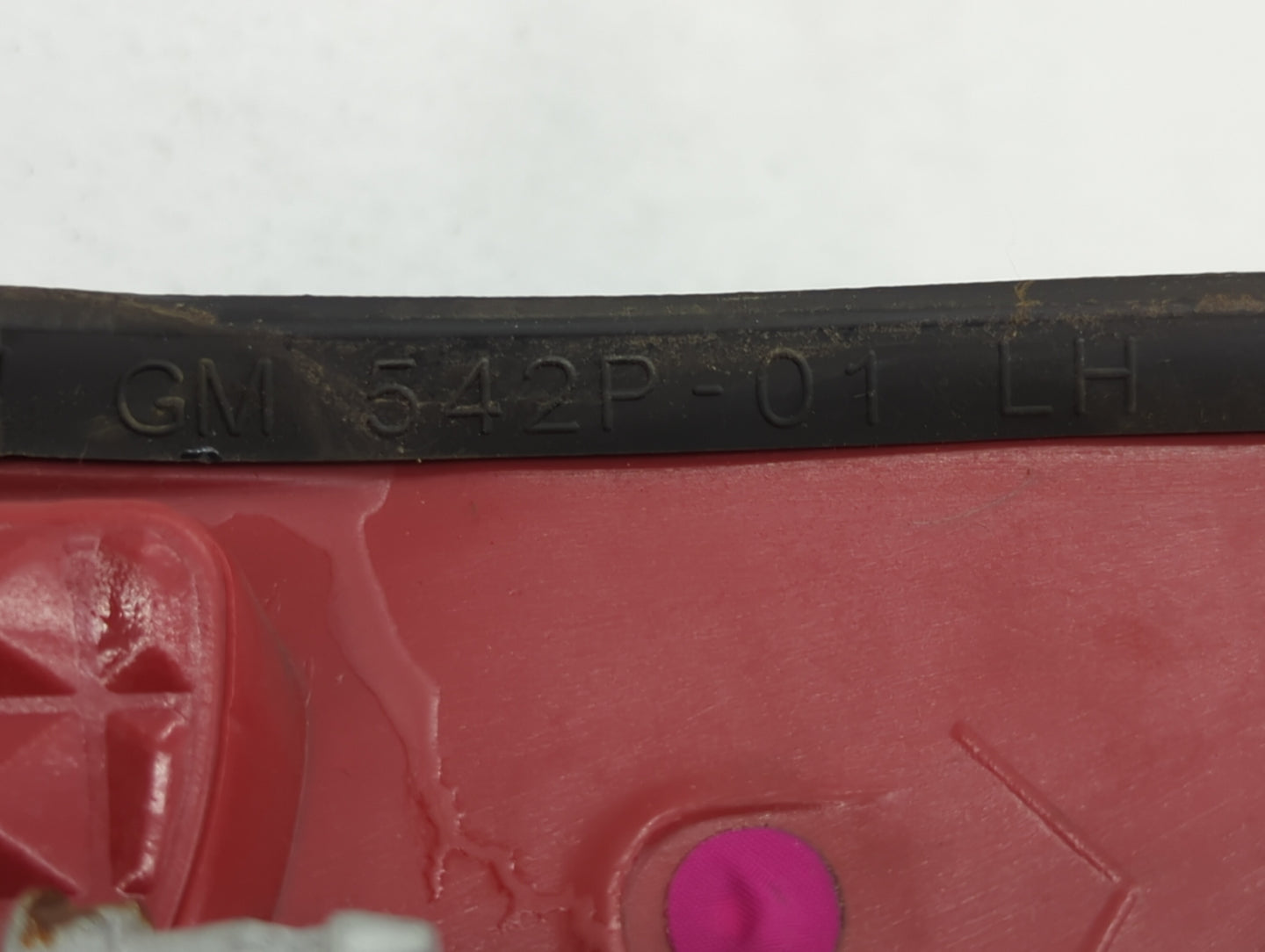 2012 Chevrolet Traverse Tail Light Assembly Passenger Right OEM P/N:ZFY-00928-GM Fits OEM Used Auto Parts - Oemusedautoparts