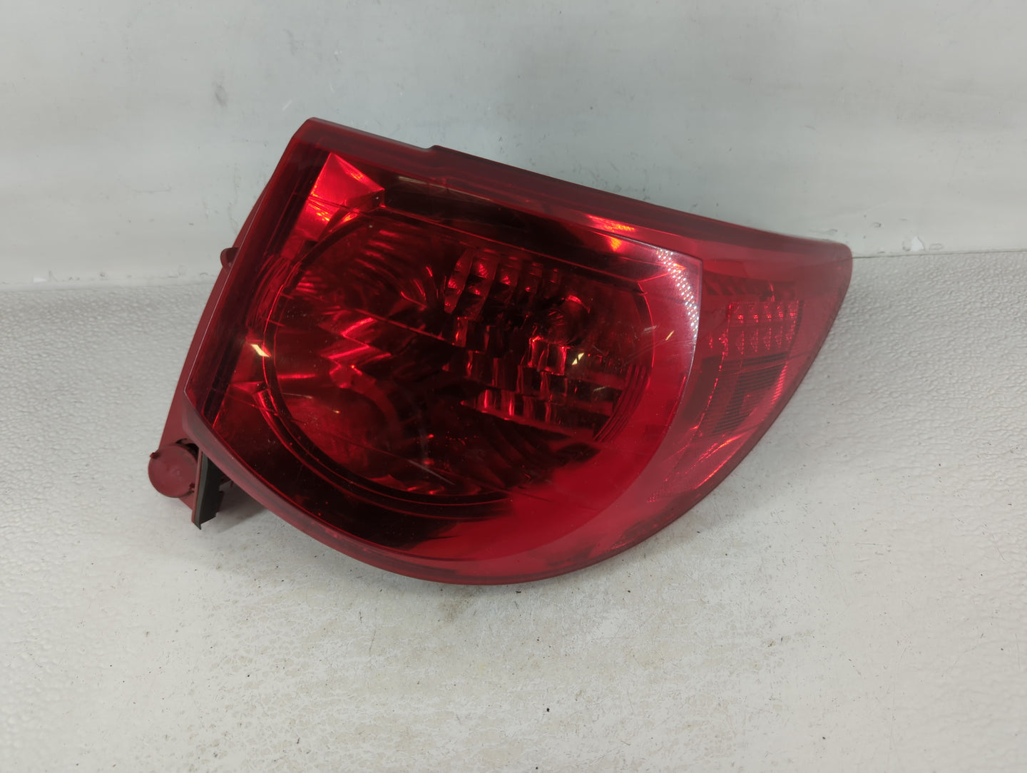 2012 Chevrolet Traverse Tail Light Assembly Passenger Right OEM P/N:34T361946 Fits OEM Used Auto Parts - Oemusedautoparts1.c
