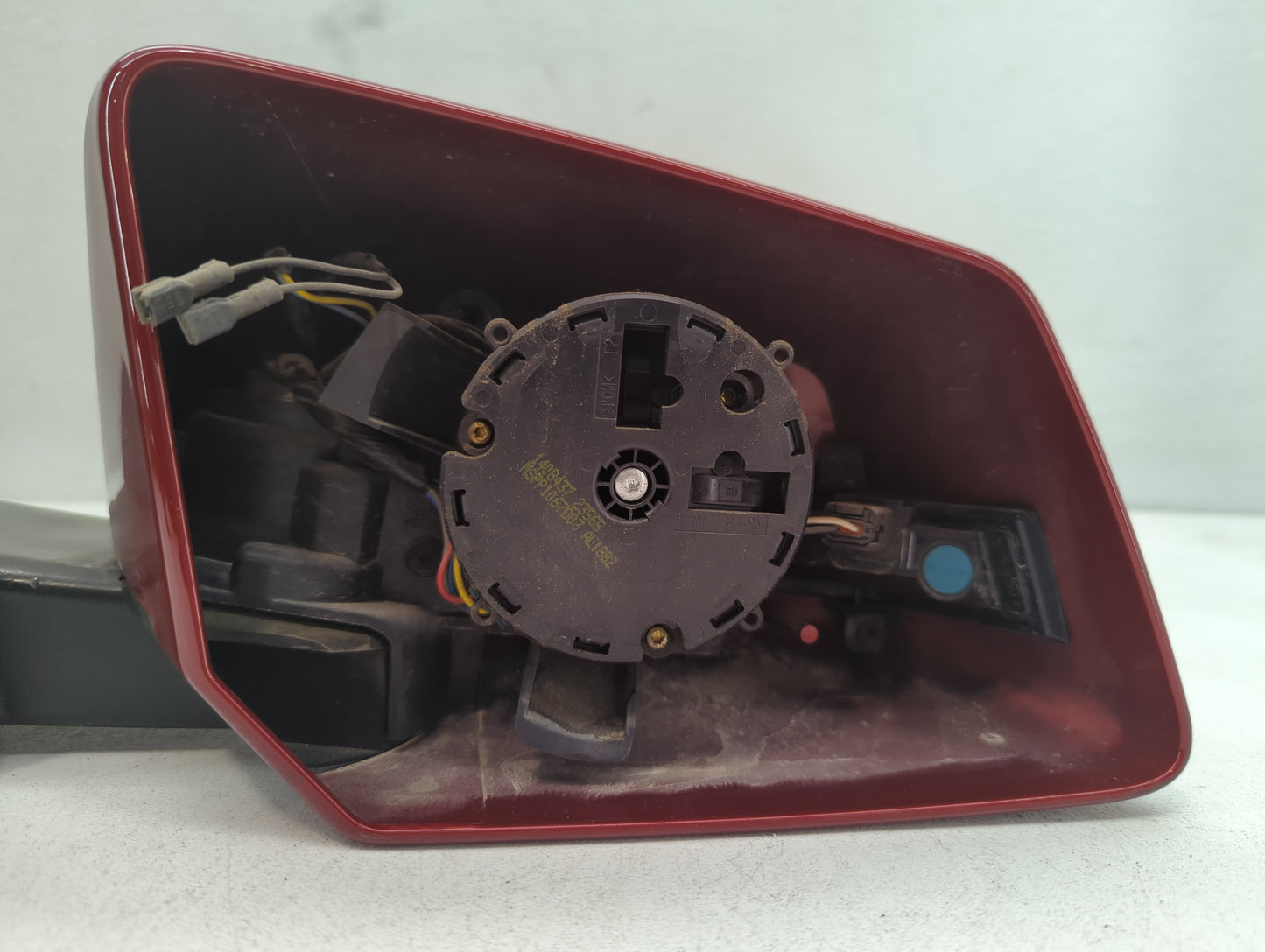 2012 Chevrolet Traverse Passenger Side View Mirror - Right Door Mirror OEM Used - Oemusedautoparts1.com