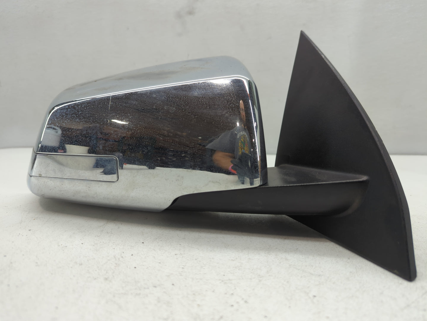 2015-2017 Chevrolet Traverse Passenger Side View Mirror - Right Door Mirror OEM Used - Oemusedautoparts1.com