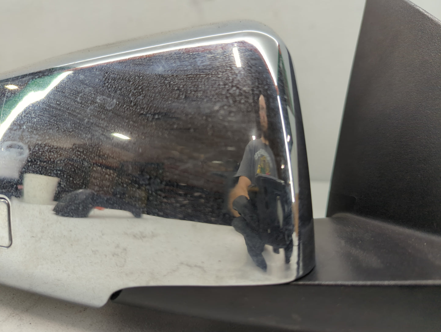 2015-2017 Chevrolet Traverse Passenger Side View Mirror - Right Door Mirror OEM Used - Oemusedautoparts1.com