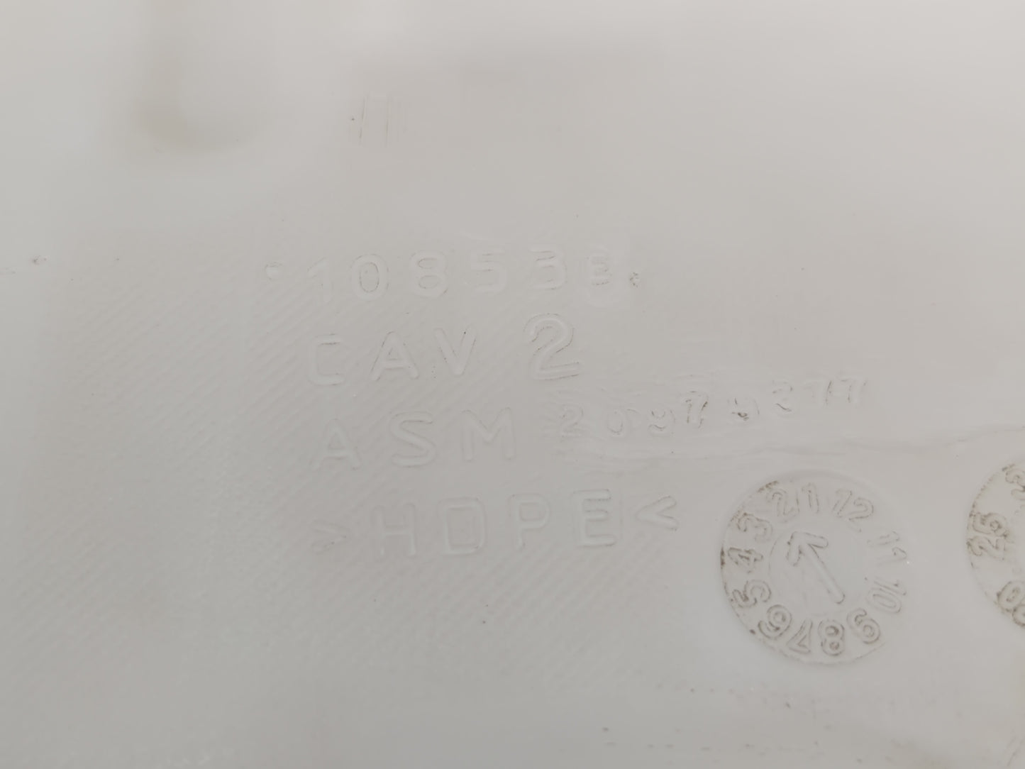 Chevrolet Traverse Windshield Washer Fluid Reservoir Bottle Oem - Oemusedautoparts1.com