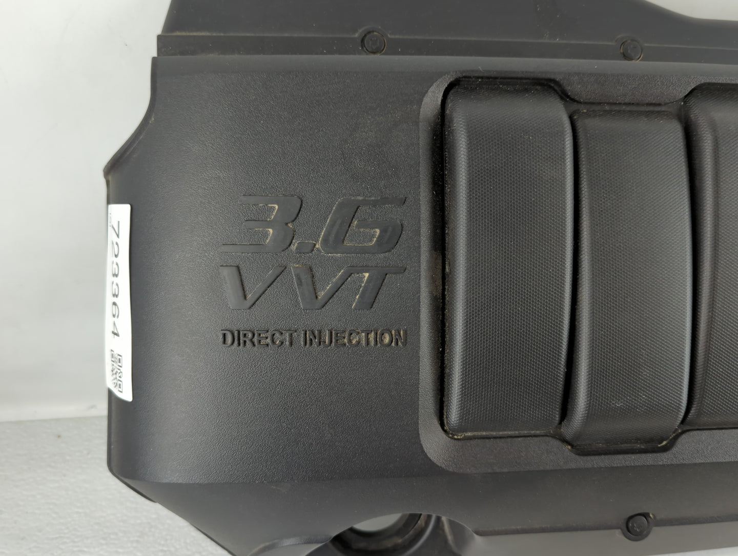 2012 Chevrolet Traverse Engine Cover - Oemusedautoparts1.com