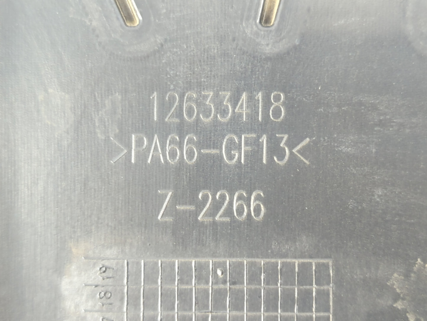 2012 Chevrolet Traverse Engine Cover - Oemusedautoparts1.com