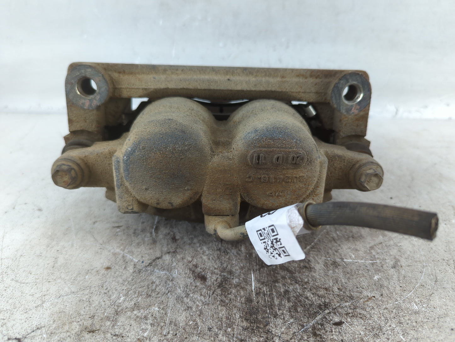 2009-2017 Chevrolet Traverse Front Driver Left Brake Caliper - Oemusedautoparts1.com