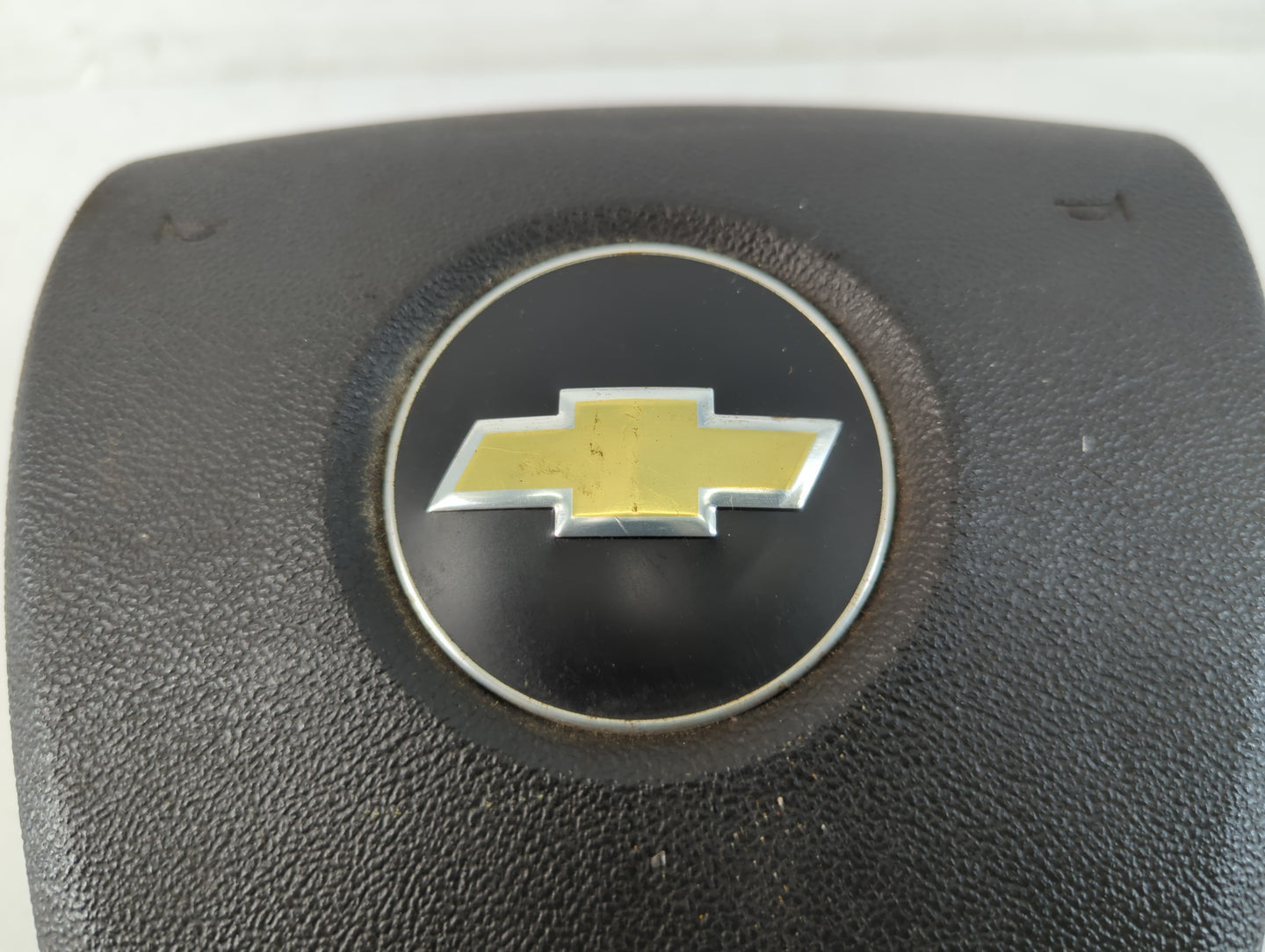 2012 Chevrolet Traverse Air Bag Driver Left Steering Wheel Mounted Fits OEM Used Auto Parts - Oemusedautoparts1.com