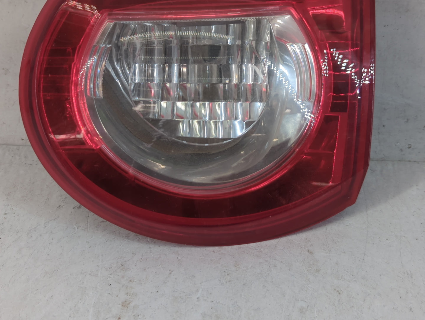 2012 Chevrolet Traverse Driver Left Oem Front Light Lamp - Oemusedautoparts1.com