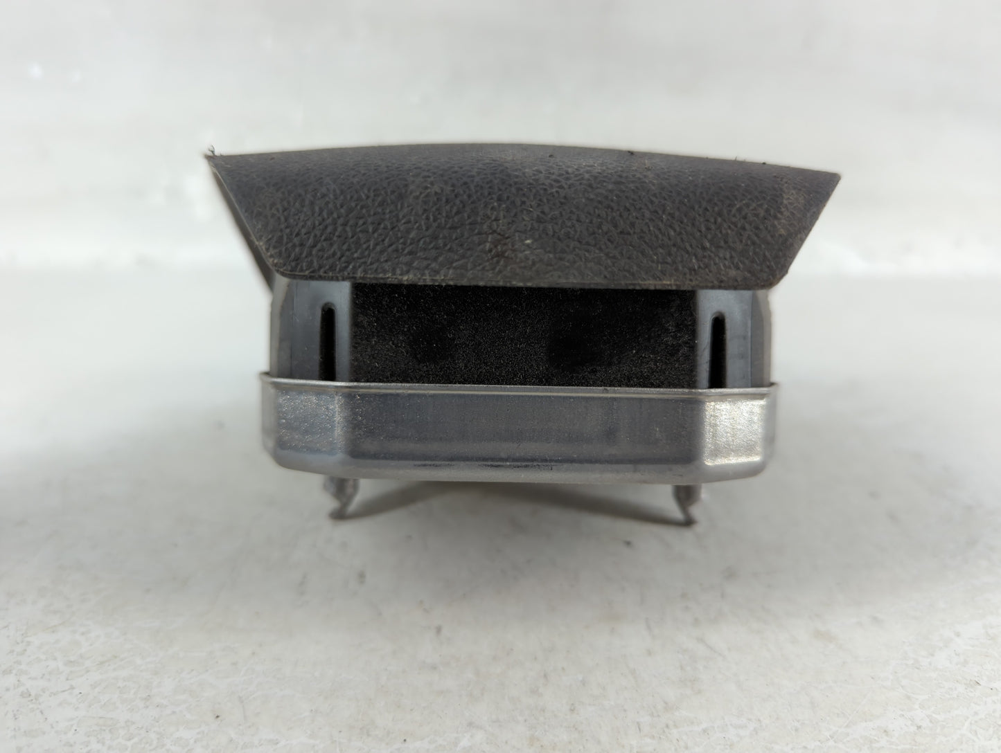 2012 Chevrolet Traverse Air Bag Driver Left Steering Wheel Mounted P/N:AB2576Z348110037 Fits OEM Used Auto Parts - Oemusedau