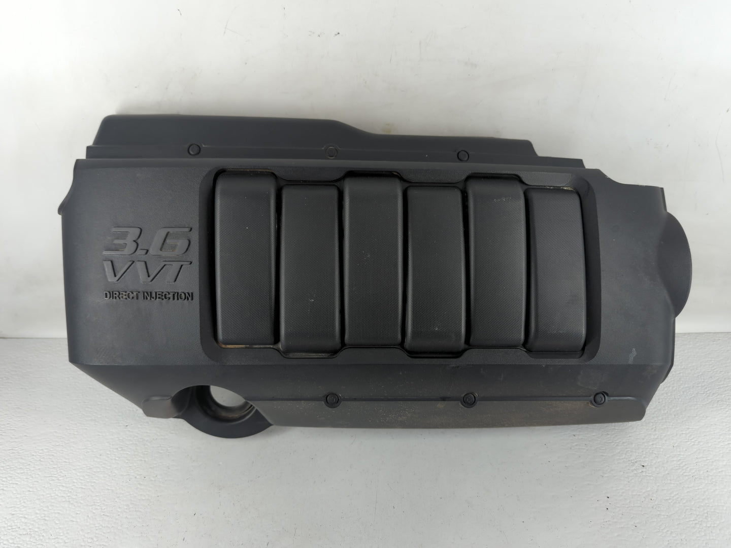 2012 Chevrolet Traverse Engine Cover - Oemusedautoparts1.com