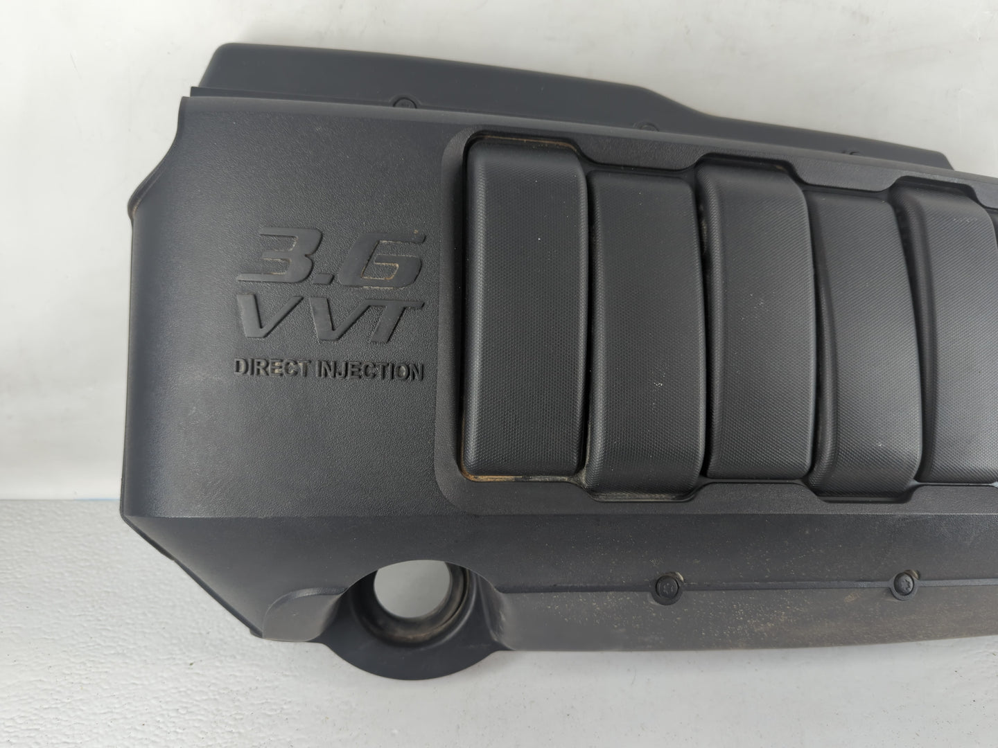 2012 Chevrolet Traverse Engine Cover - Oemusedautoparts1.com