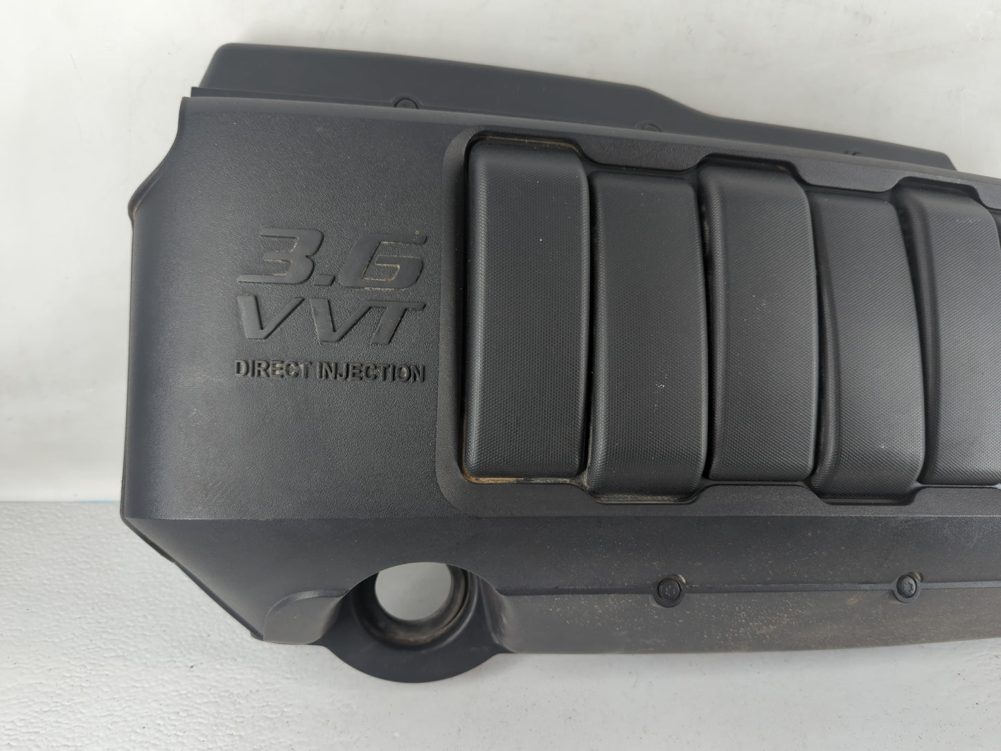 2012 Chevrolet Traverse Engine Cover - Oemusedautoparts1.com