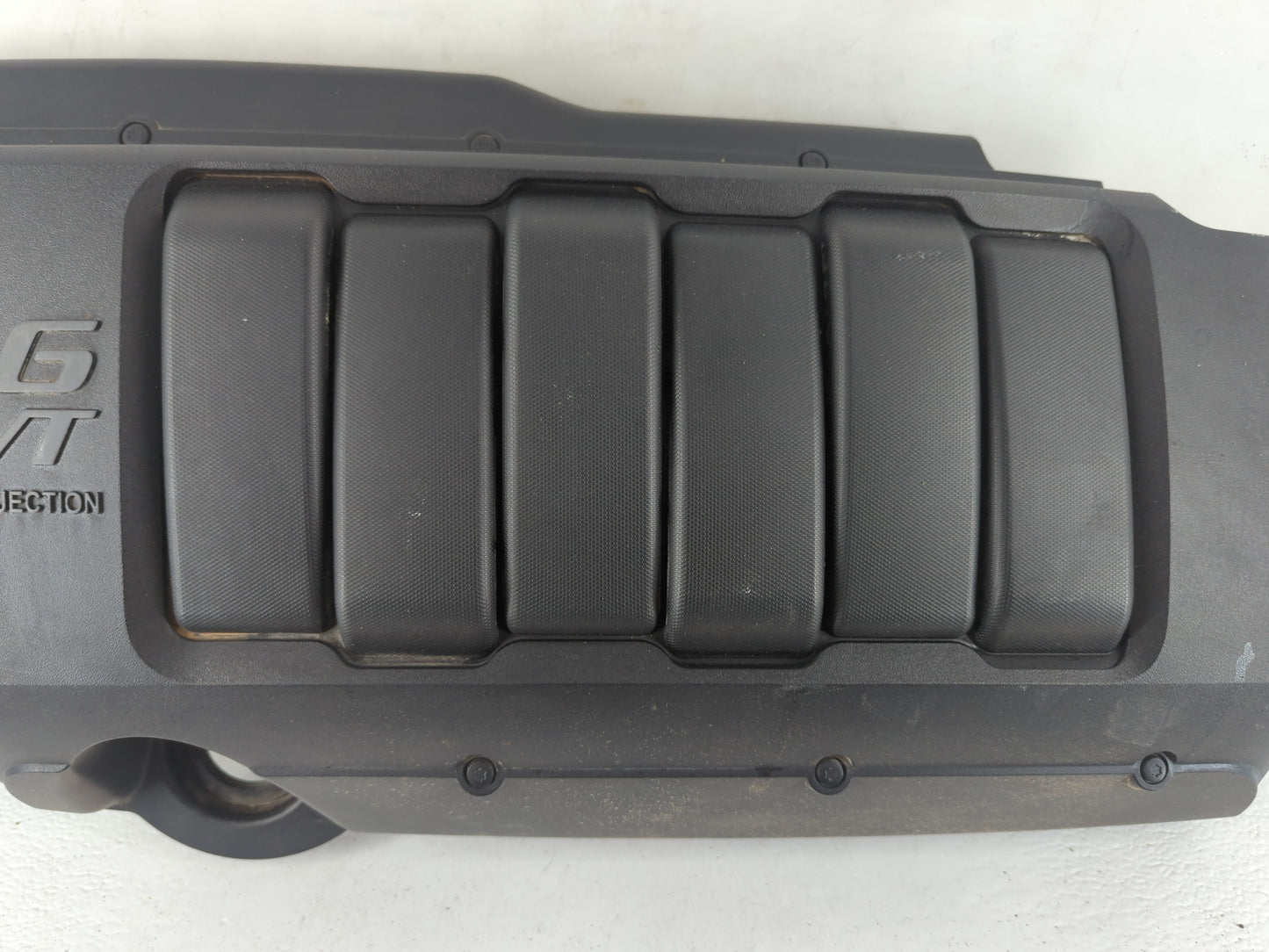 2012 Chevrolet Traverse Engine Cover - Oemusedautoparts1.com