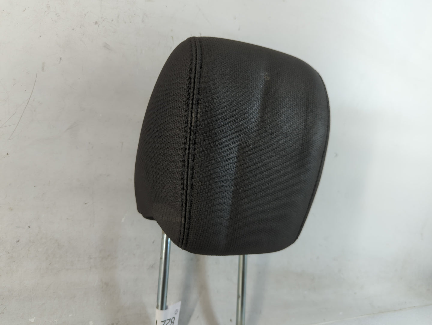 2012 Chevrolet Traverse Headrest Head Rest Front Driver Passenger Seat Fits OEM Used Auto Parts - Oemusedautoparts1.com