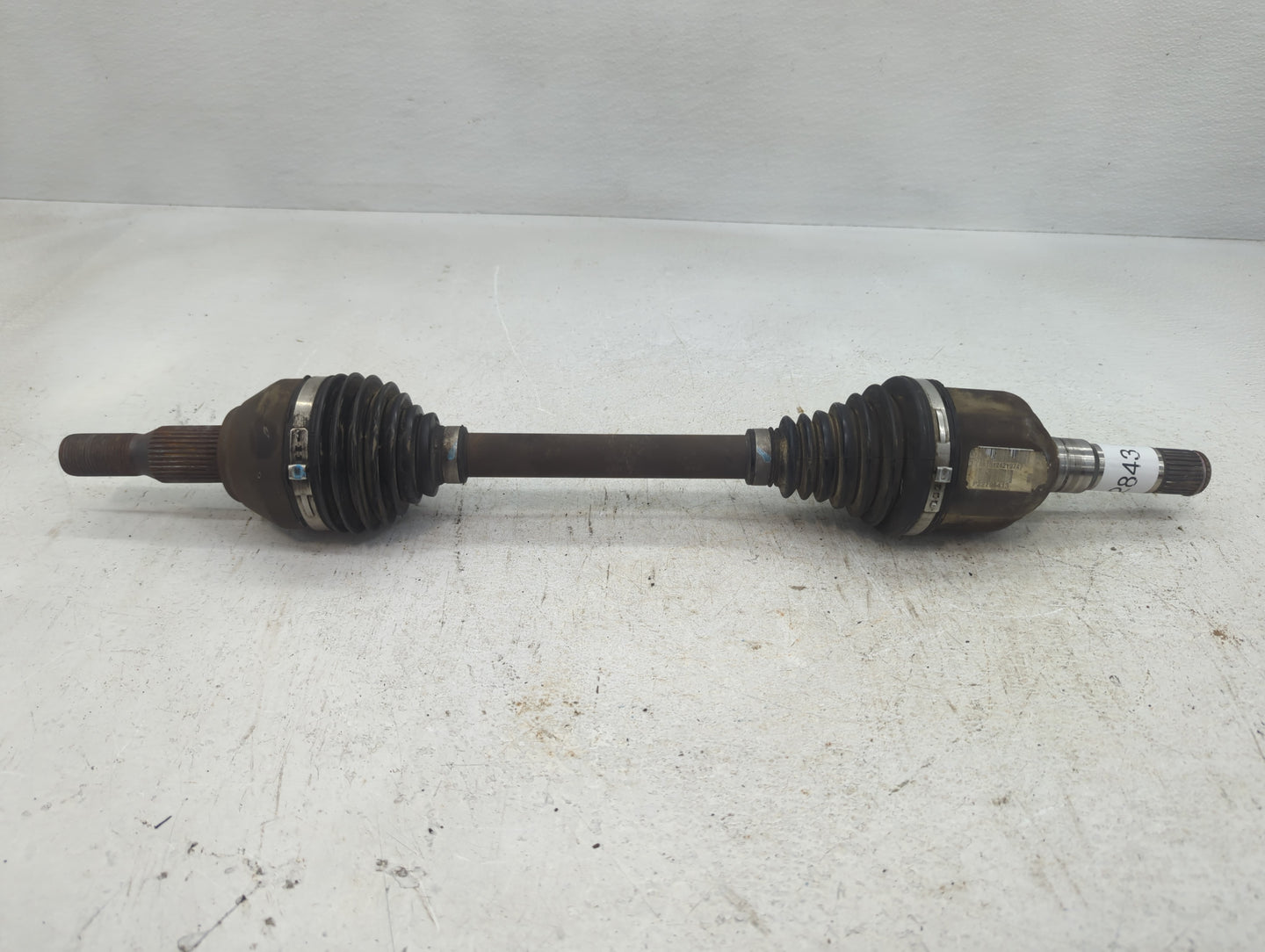 2017-2017 Chevrolet Traverse Axle Shaft Front Driver Cv C/v - Oemusedautoparts1.com