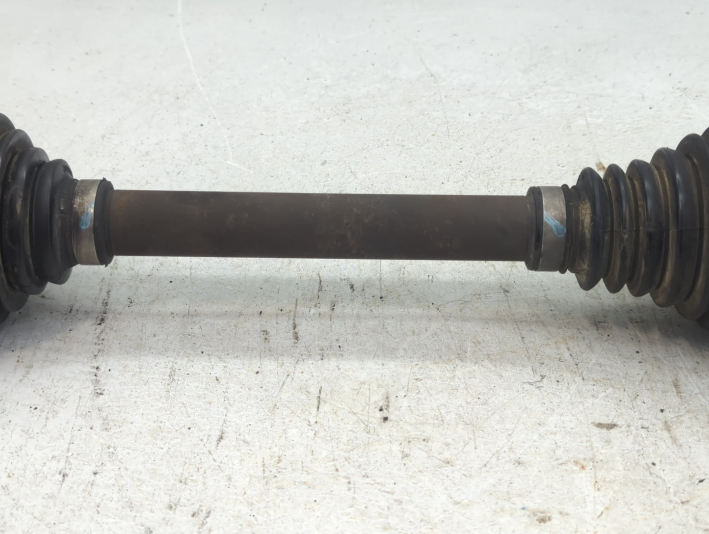 2017-2017 Chevrolet Traverse Axle Shaft Front Driver Cv C/v - Oemusedautoparts1.com