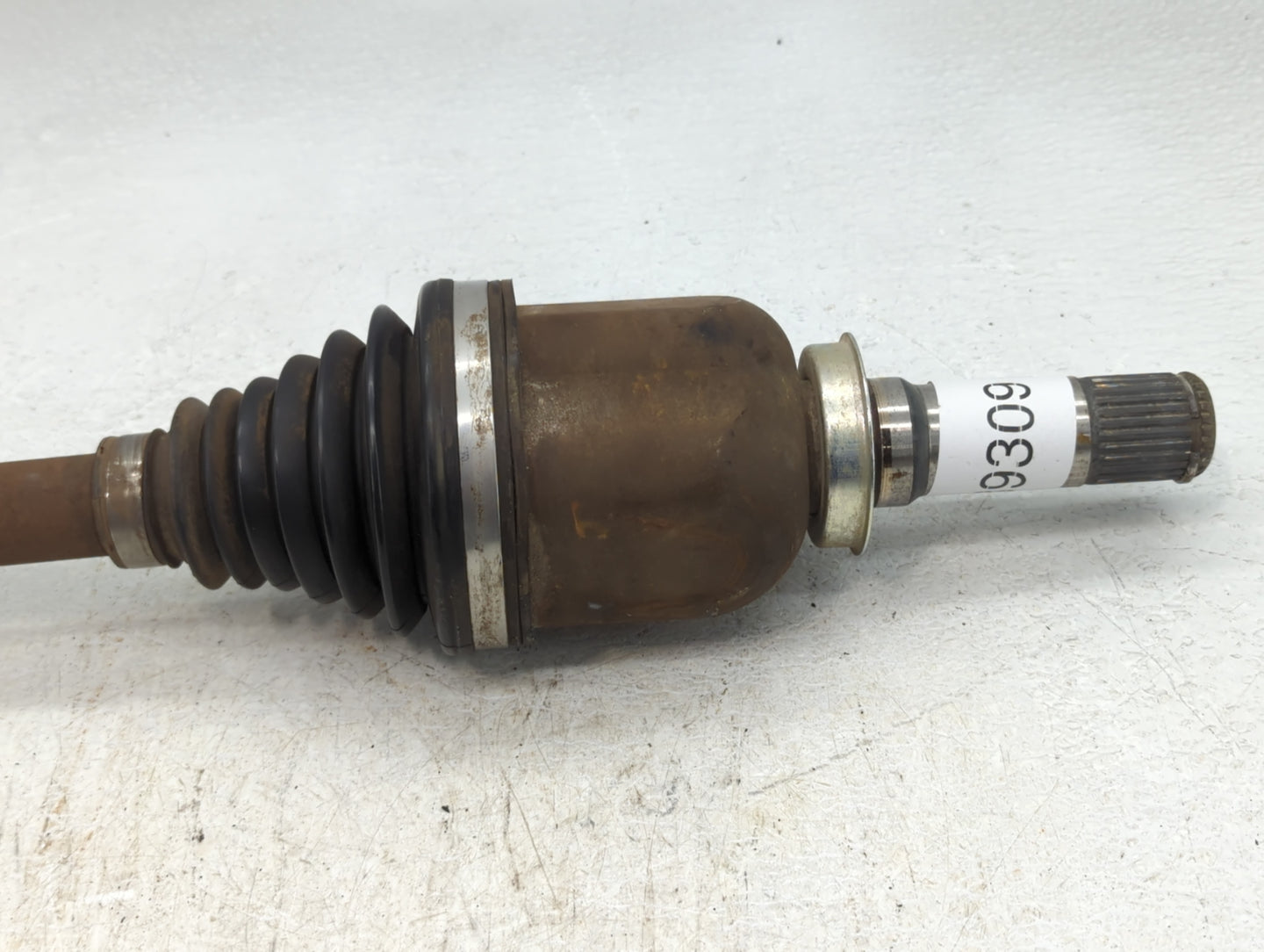 2017-2017 Chevrolet Traverse Axle Shaft Front Driver Cv C/v - Oemusedautoparts1.com