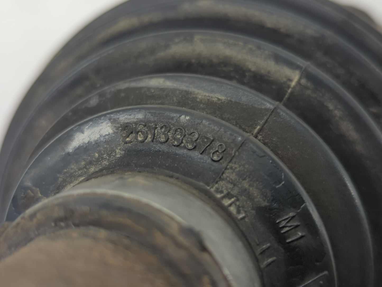 2017-2017 Chevrolet Traverse Axle Shaft Front Driver Cv C/v - Oemusedautoparts1.com