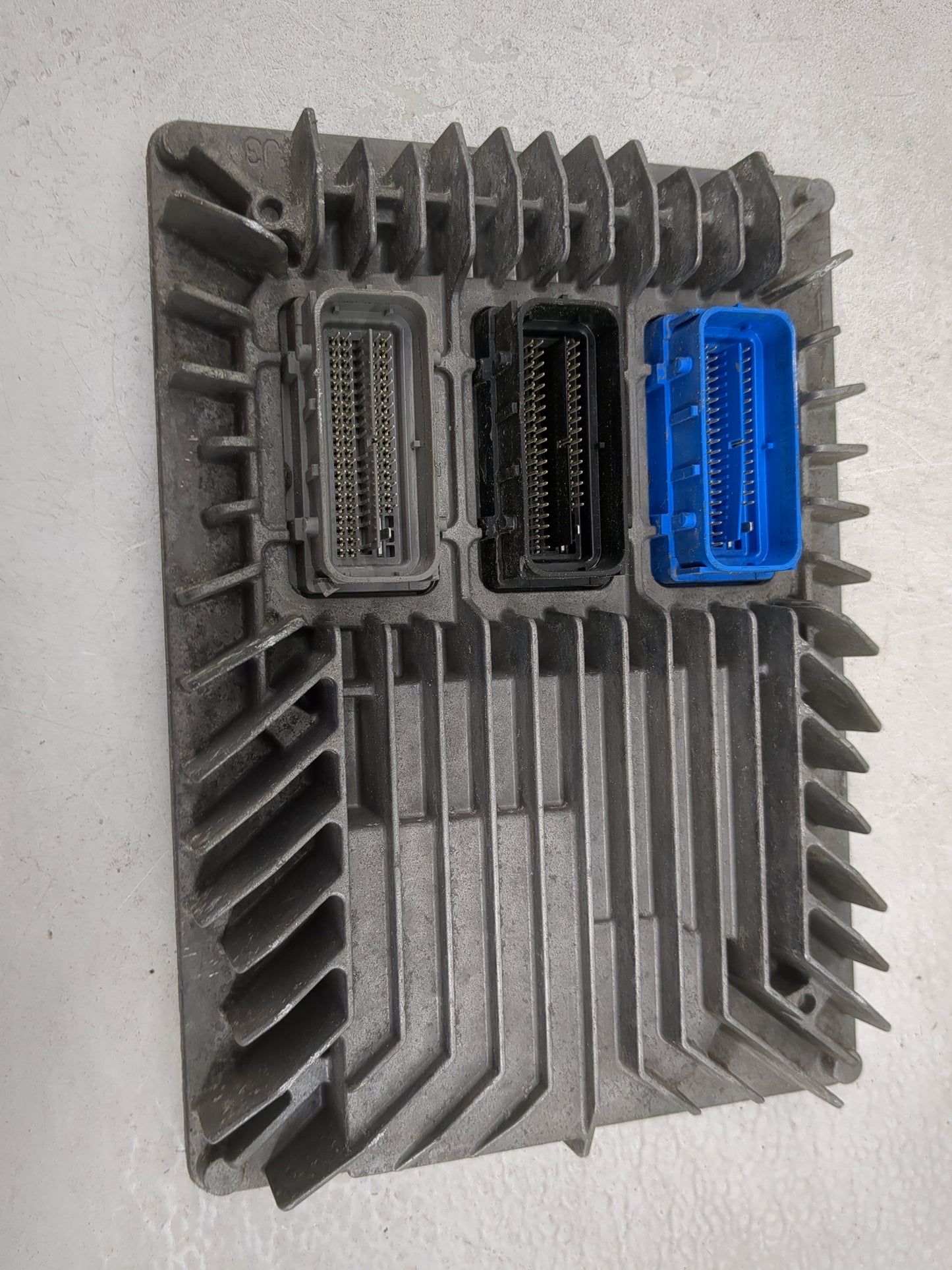 2012 Chevrolet Travrs PCM Engine Control Computer ECU ECM PCU OEM P/N:12648906 12643248 Fits Fits 2013 2014 2015 2016 OEM Us