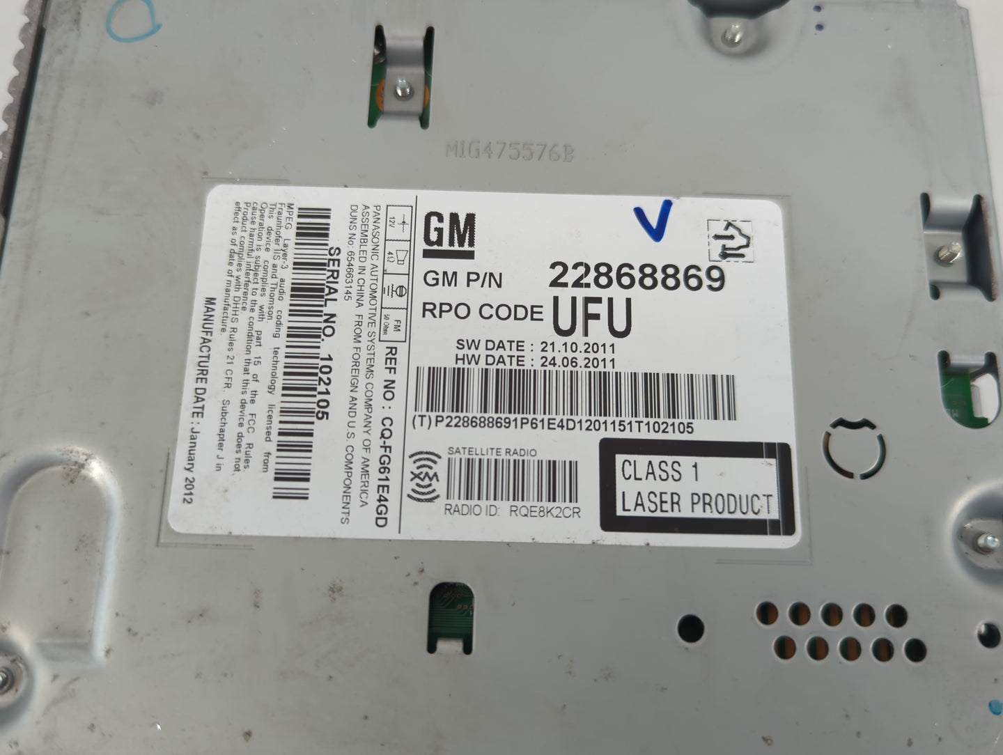 2012 Chevrolet Volt Radio AM FM Cd Player Receiver Replacement P/N:22854760 Fits OEM Used Auto Parts - Oemusedautoparts1.com