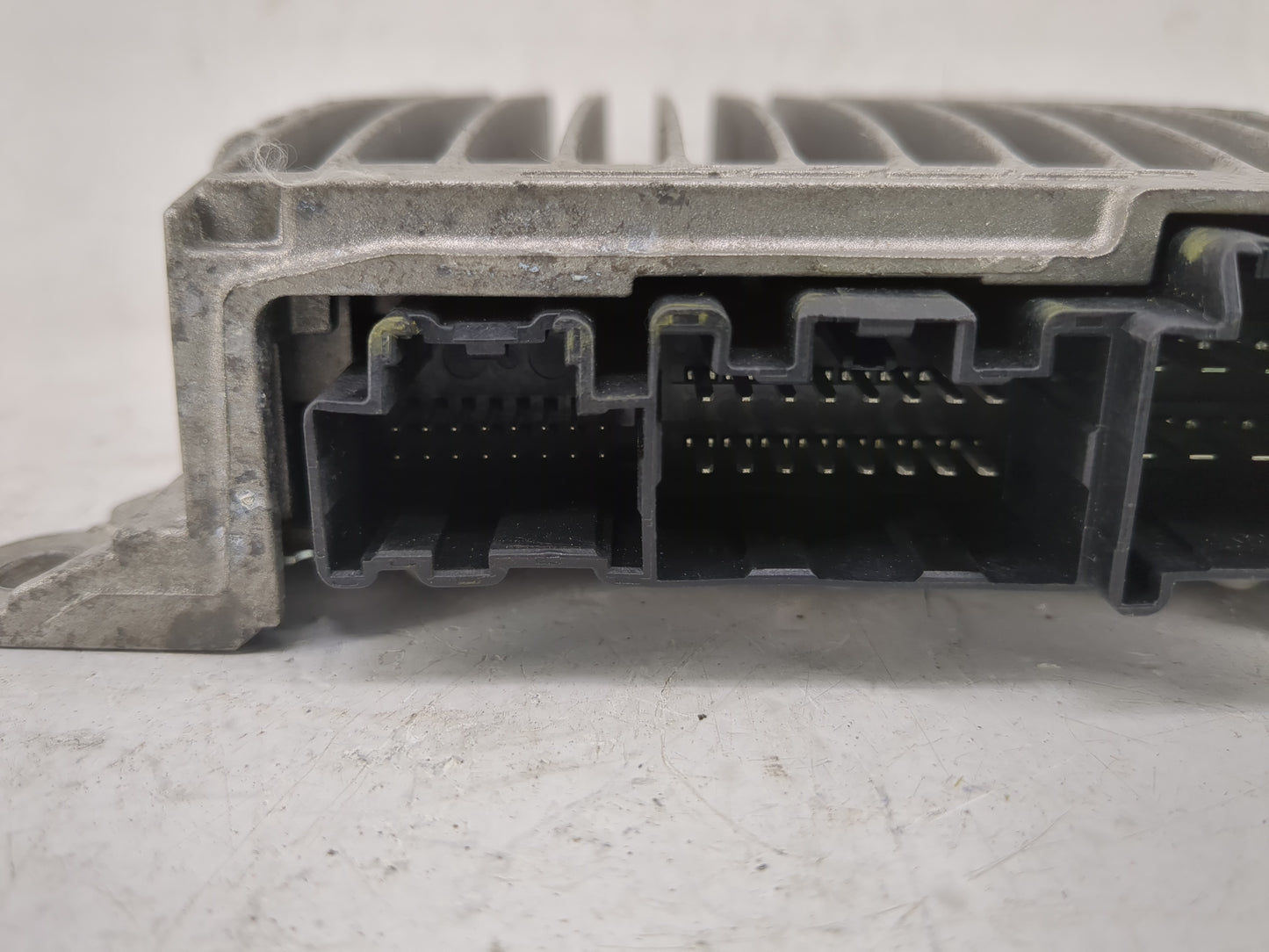 2011-2015 Chevrolet Volt Radio Speaker Amplifier 20760438 - Oemusedautoparts1.com
