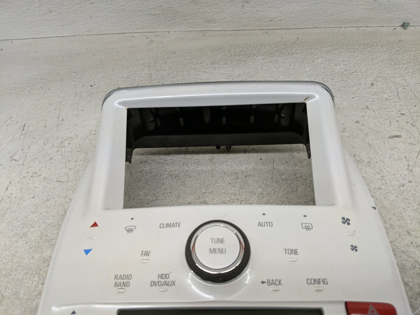 2012-2012 Chevrolet Volt Radio Control Panel - Oemusedautoparts1.com