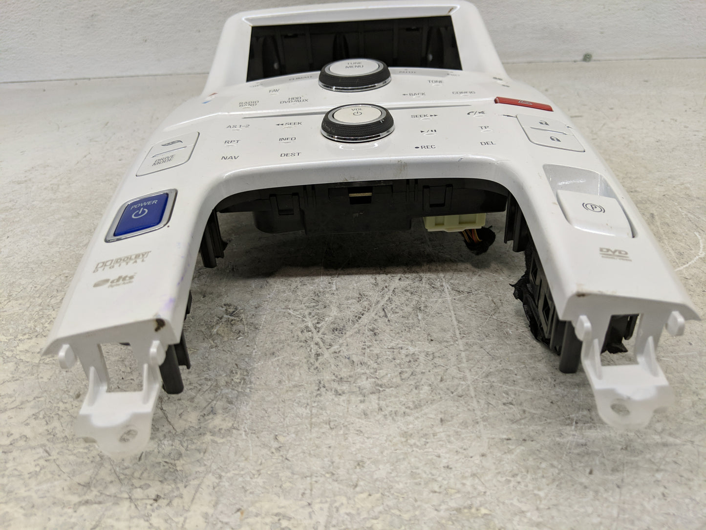 2012-2012 Chevrolet Volt Radio Control Panel - Oemusedautoparts1.com