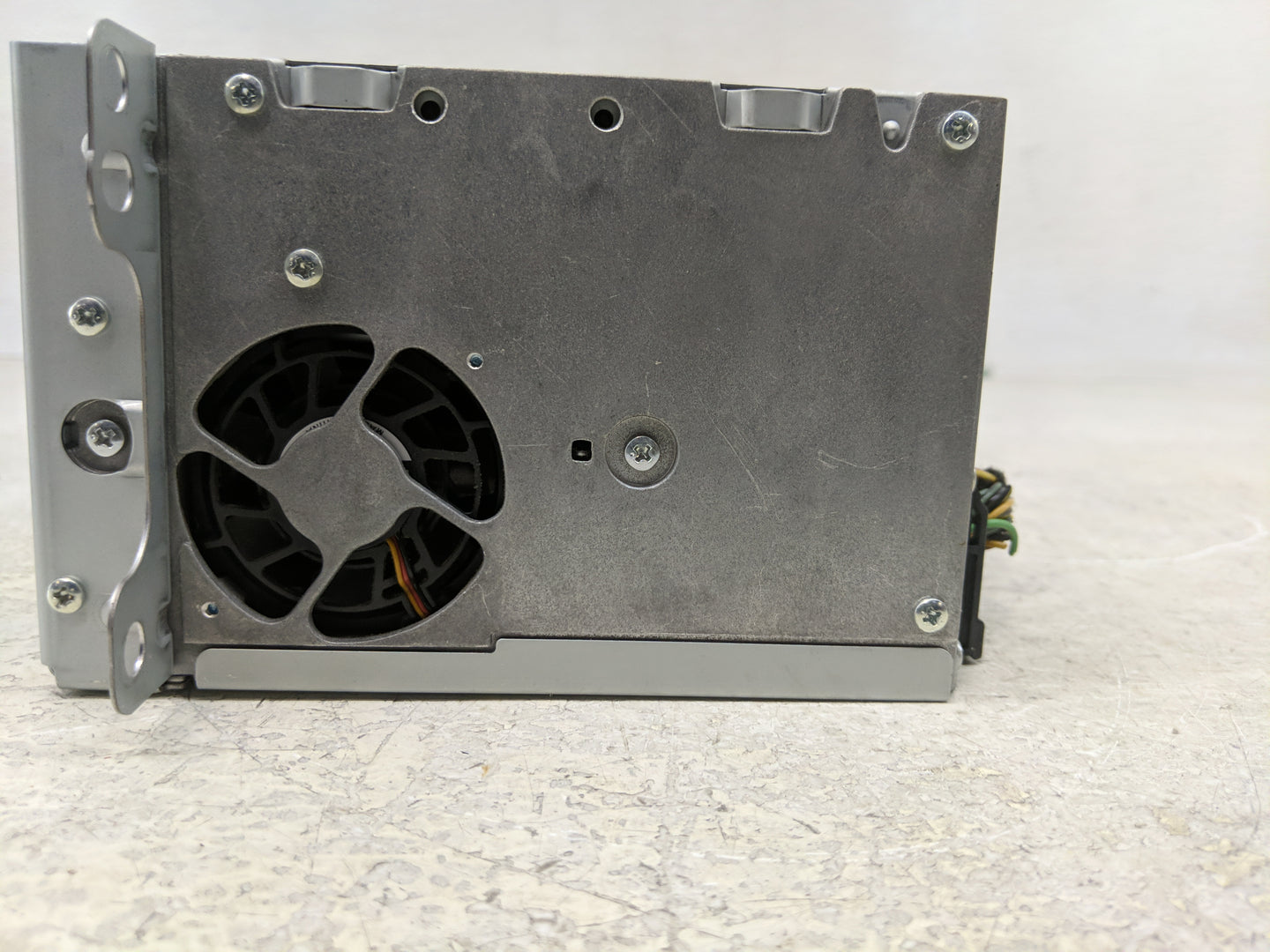 2012 Chevrolet Volt Radio AM FM Cd Player Receiver Replacement P/N:22814136 Fits OEM Used Auto Parts - Oemusedautoparts1.com