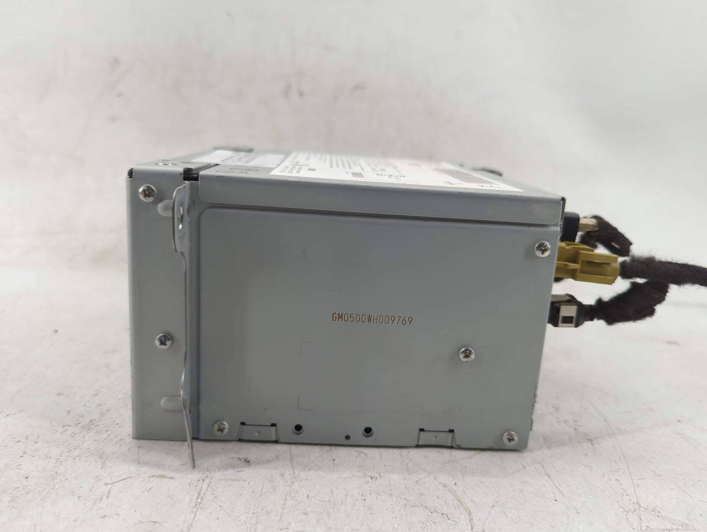 2012 Chevrolet Volt Radio AM FM Cd Player Receiver Replacement P/N:22814136 Fits OEM Used Auto Parts - Oemusedautoparts1.com