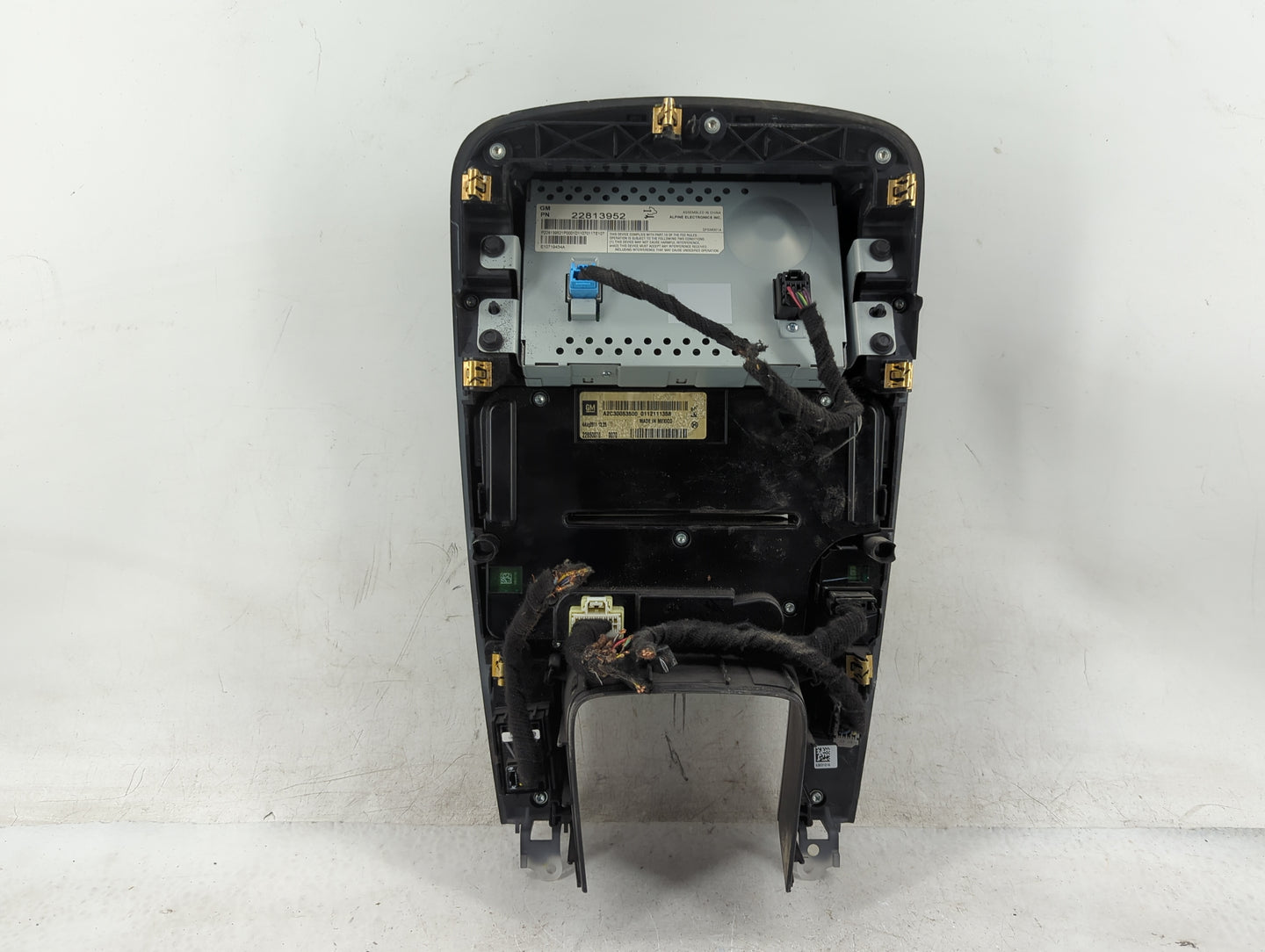2011-2013 Chevrolet Volt Radio AM FM Cd Player Receiver Replacement P/N:22850070 Fits Fits 2011 2012 2013 OEM Used Auto Part