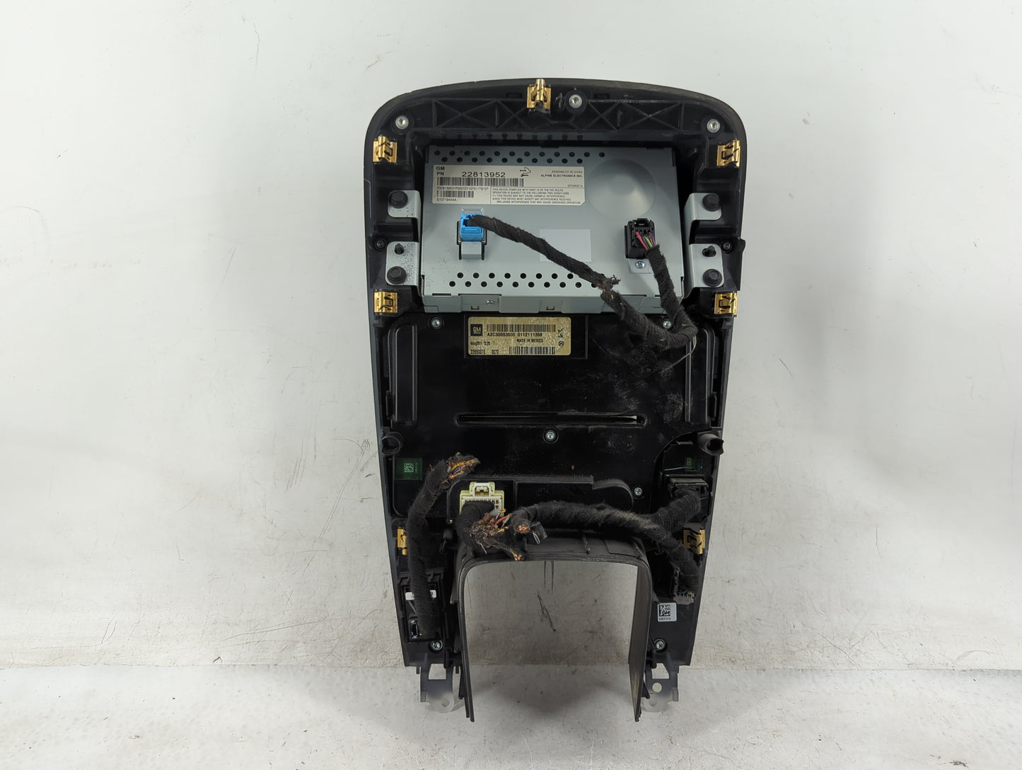 2011-2013 Chevrolet Volt Radio AM FM Cd Player Receiver Replacement P/N:22850070 Fits Fits 2011 2012 2013 OEM Used Auto Part