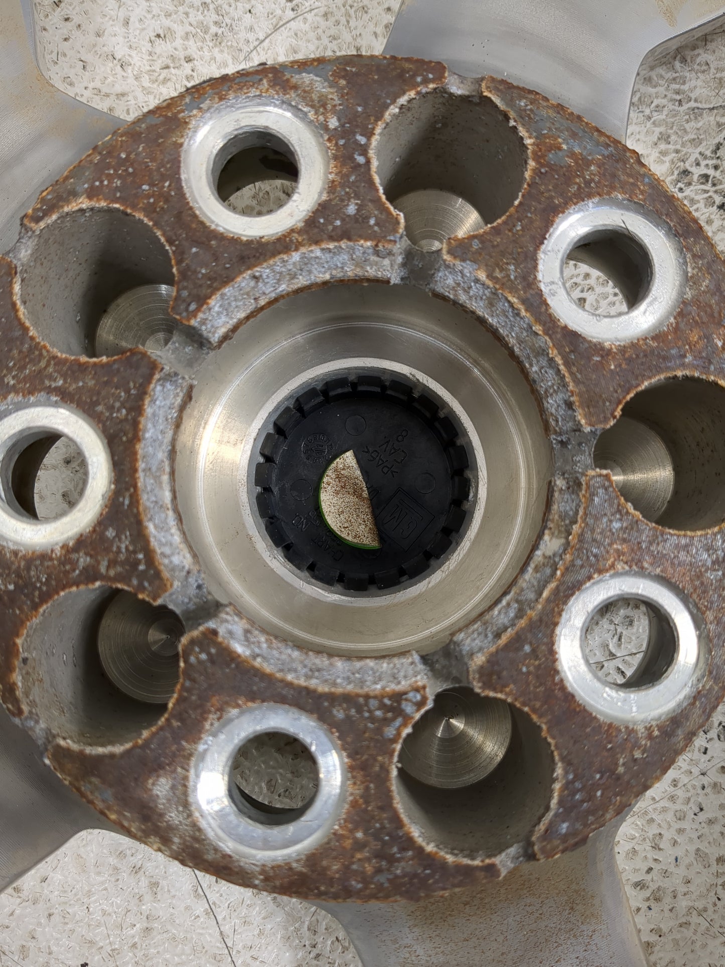 2012 Chevrolet Volt Oem Wheel Rim - Oemusedautoparts1.com
