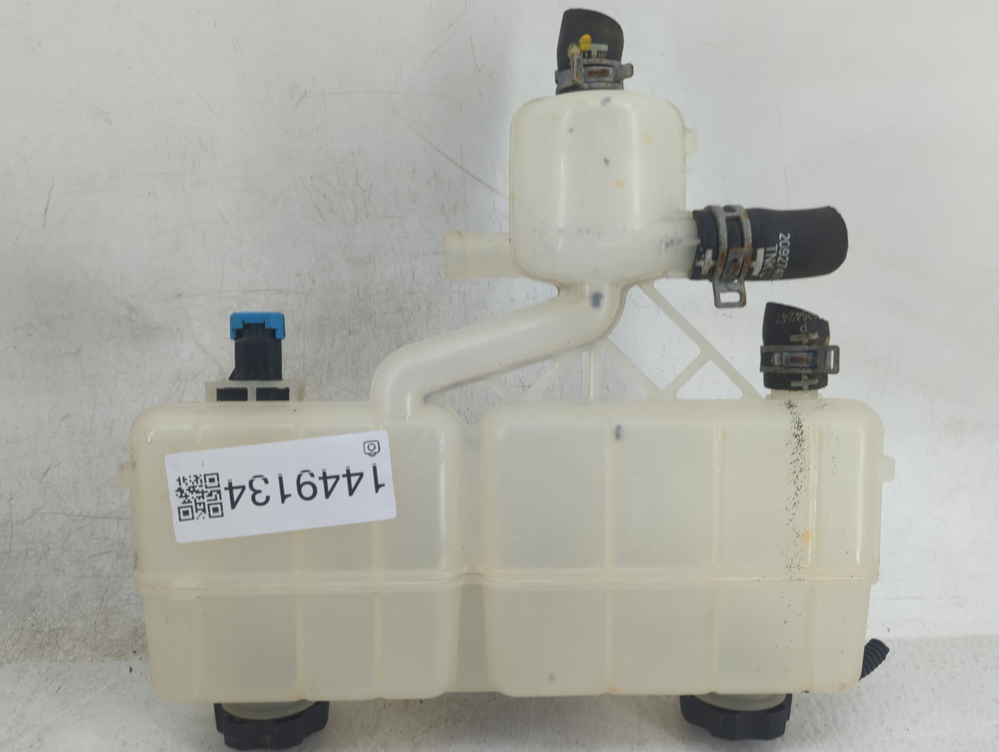 2011-2013 Chevrolet Volt Radiator Coolant Overflow Expansion Tank Bottle - Oemusedautoparts1.com