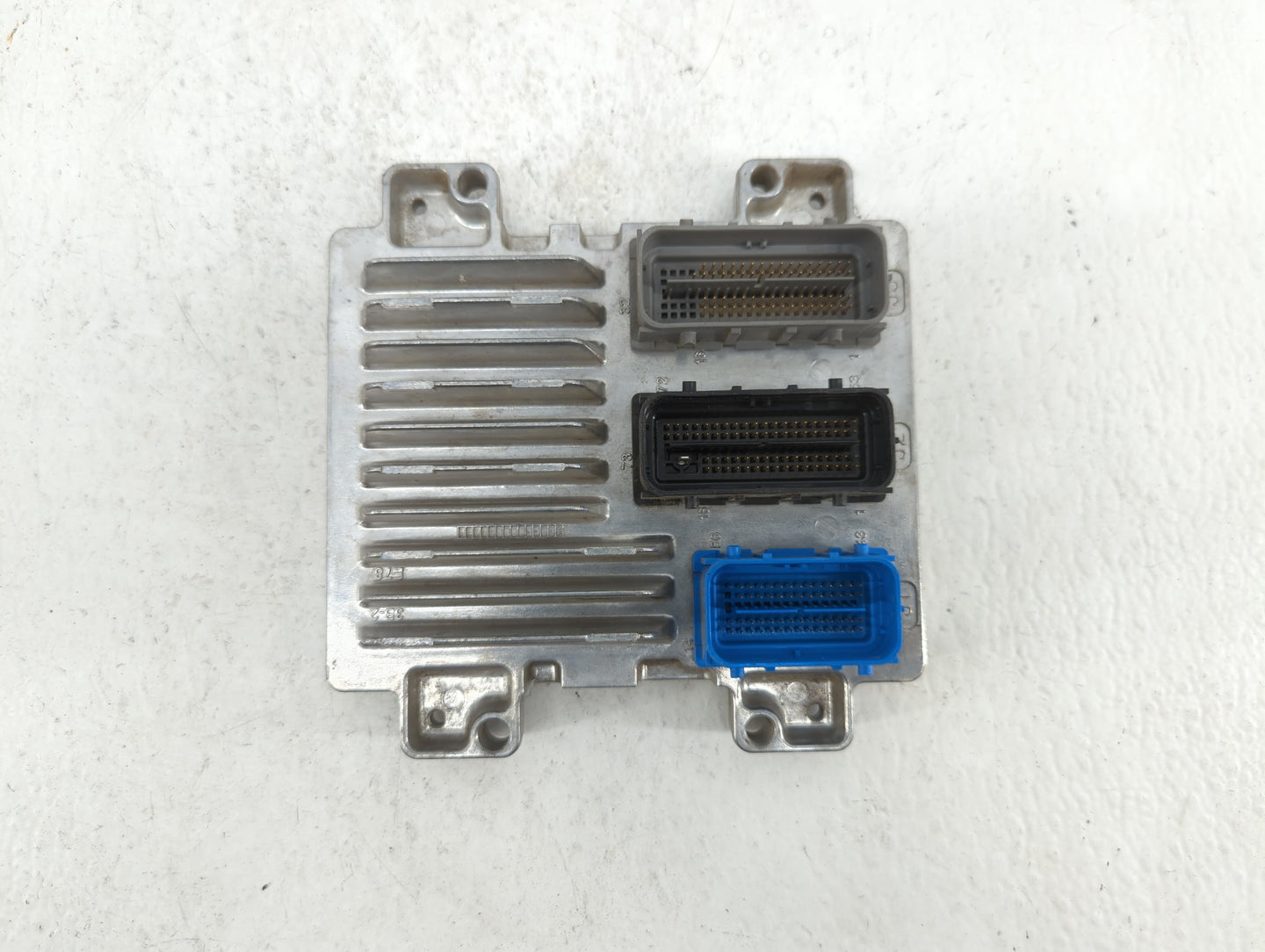 2011-2013 Chevrolet Volt PCM Engine Control Computer ECU ECM PCU OEM P/N:12649603 12643636 Fits Fits 2011 2012 2013 OEM Used