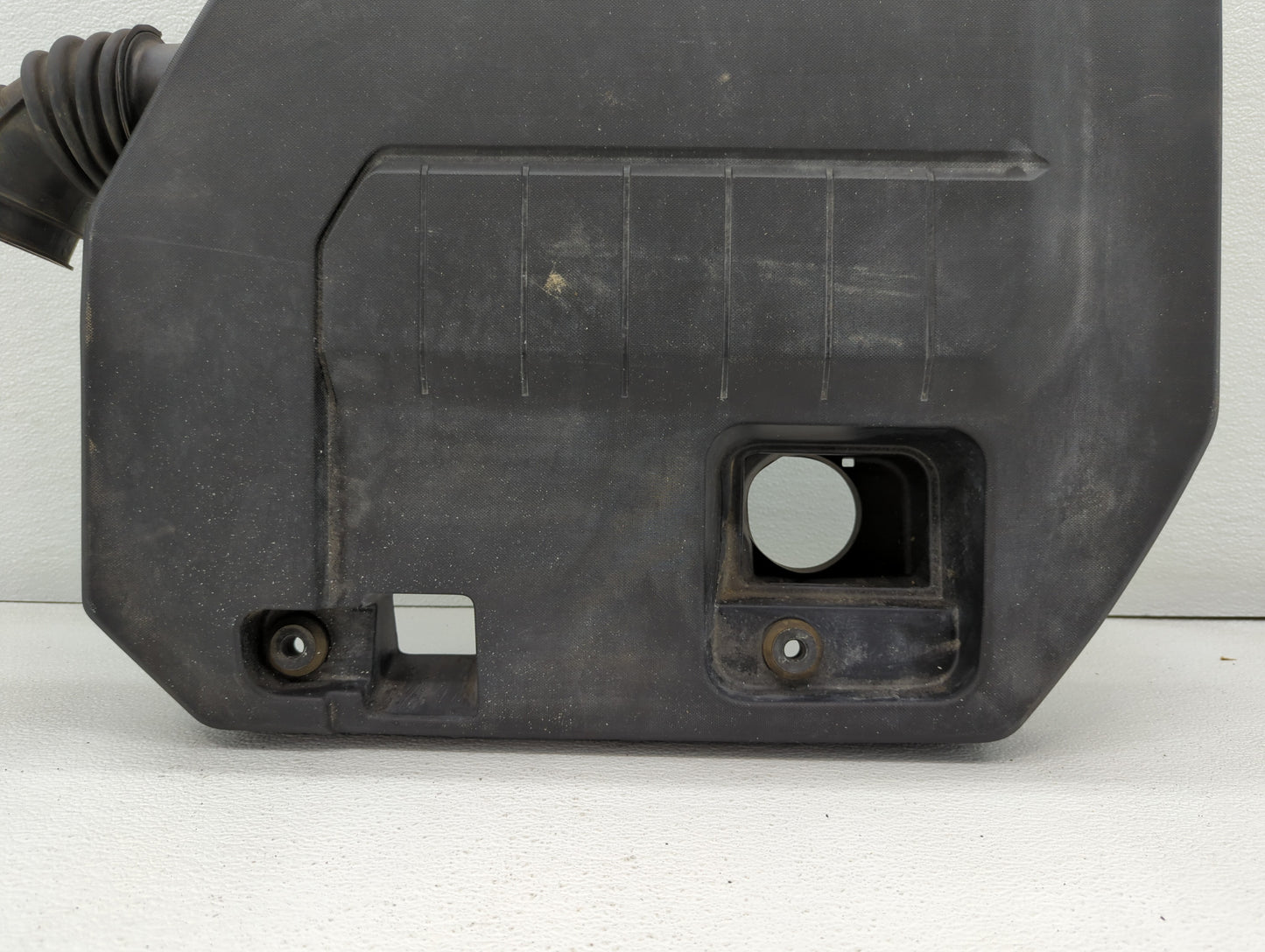 2012 Chevrolet Volt Engine Cover - Oemusedautoparts1.com