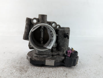 2011-2015 Chevrolet Volt Throttle Body P/N:55 562 270 55581682 Fits Fits 2011 2012 2013 2014 2015 2016 OEM Used Auto Parts -