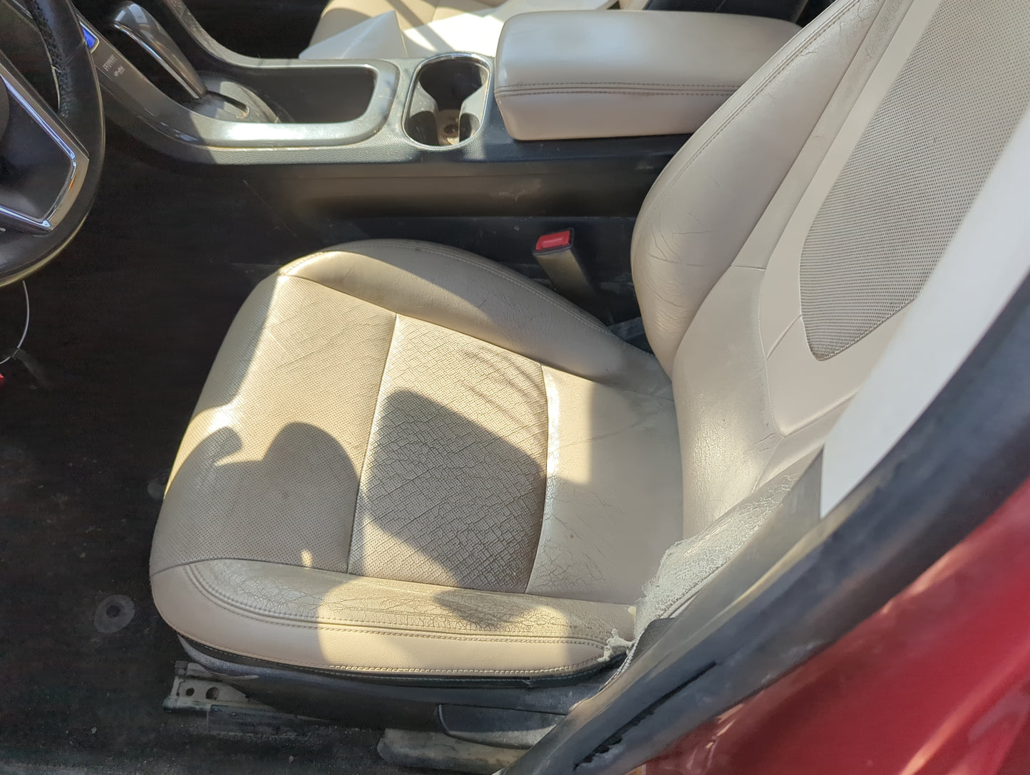 2012 Chevrolet Volt Passenger Front Seat Oem 5005895 - Oemusedautoparts1.com