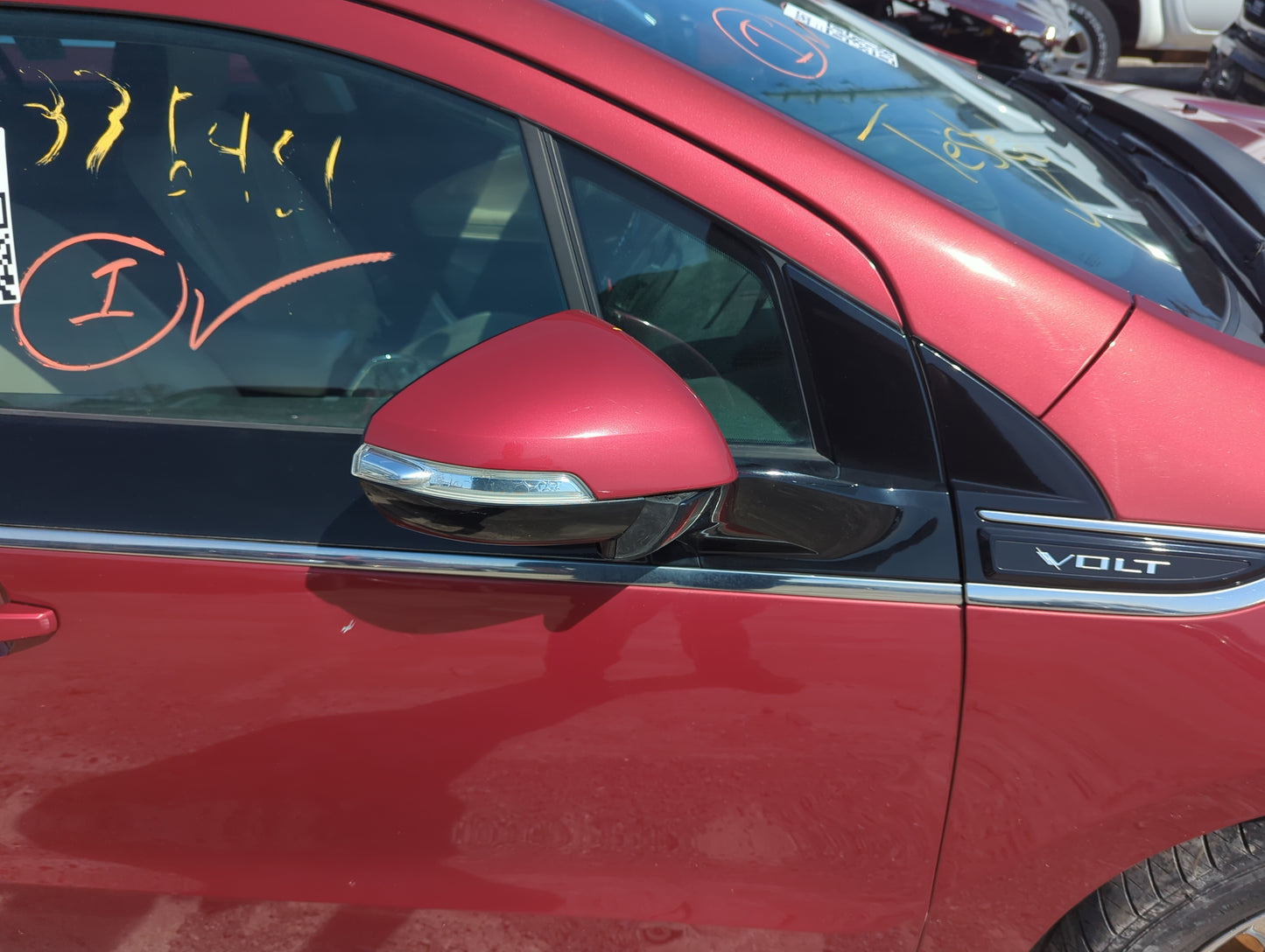 2011-2015 Chevrolet Volt Passenger Side View Mirror - Right Door Mirror OEM Used - Oemusedautoparts1.com