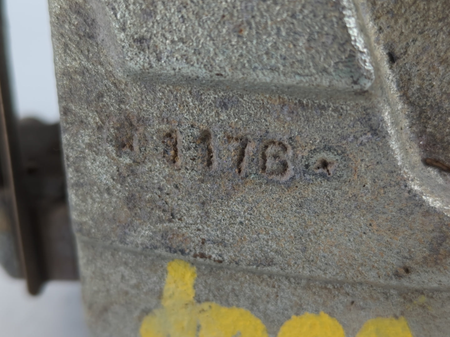 2012-2015 Chevrolet Volt Front Driver Left Brake Caliper - Oemusedautoparts1.com