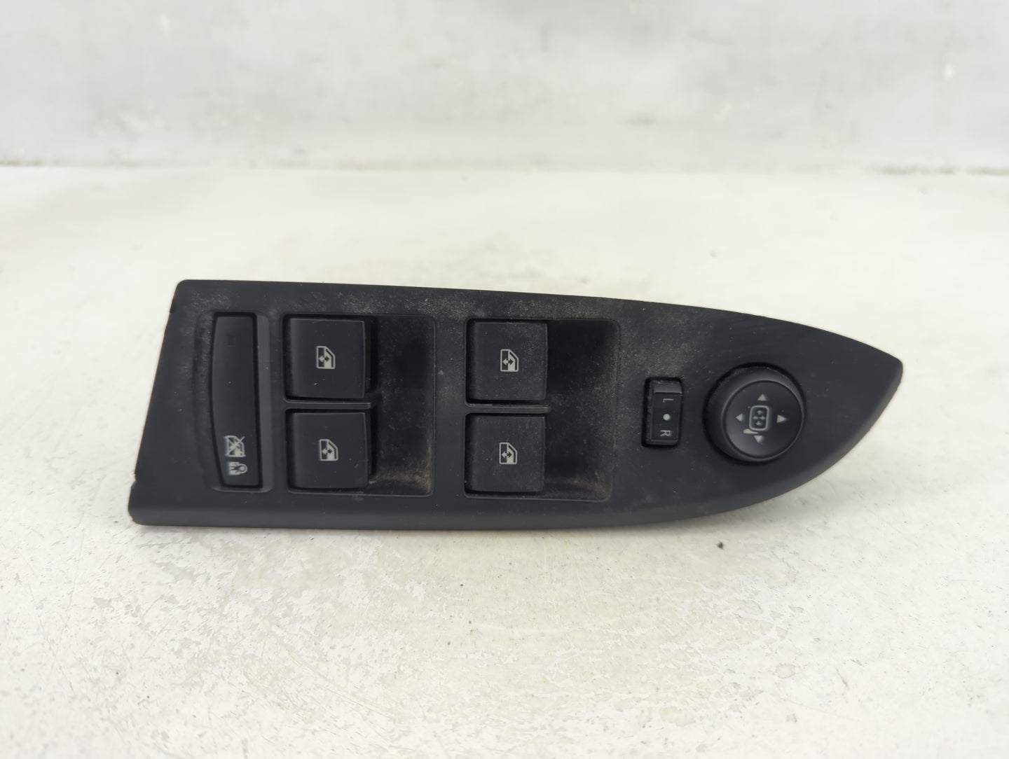 2011-2013 Chevrolet Volt Master Power Window Switch Replacement Driver Side Left Fits Fits 2011 2012 2013 OEM Used Auto Part