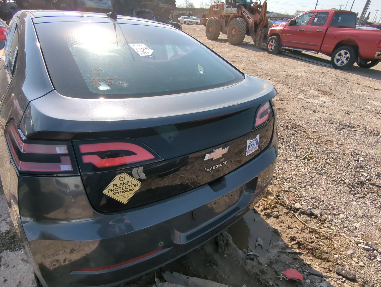 2011-2015 Chevrolet Volt Trunk/decklid/hatch/tailgate Oem - Oemusedautoparts1.com