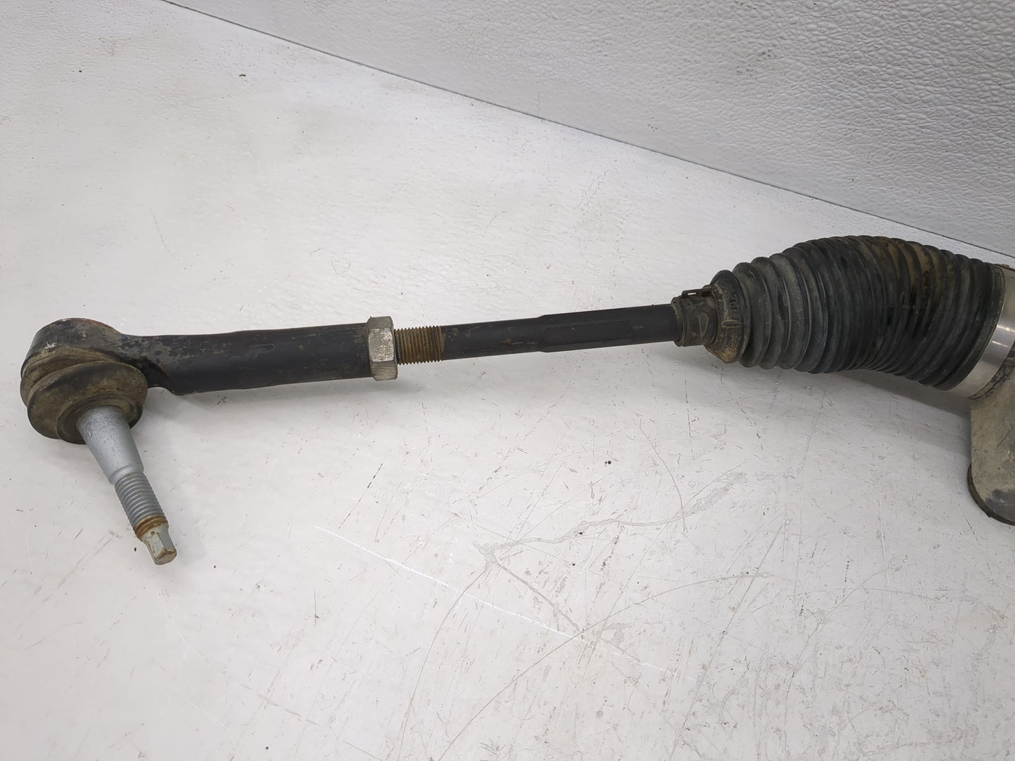 2011-2012 Chevrolet Volt Rack and Pinion Steering Gear Fits Fits 2011 2012 OEM Used Auto Parts - Oemusedautoparts1.com