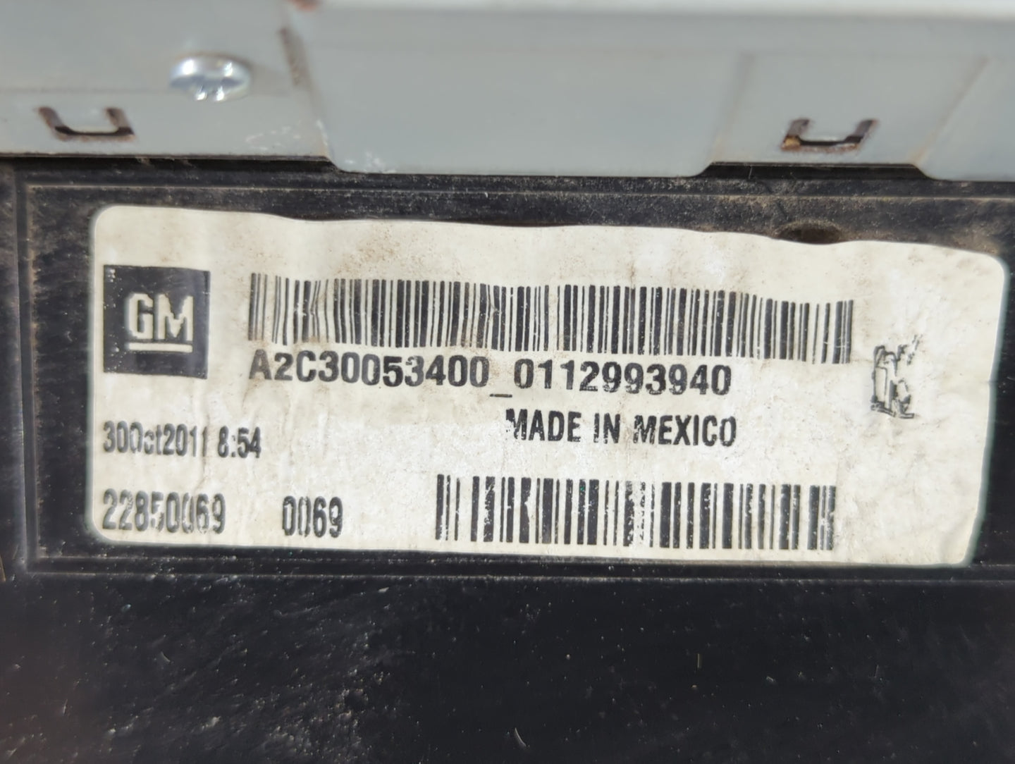 2012 Chevrolet Volt Radio AM FM Cd Player Receiver Replacement P/N:0069 22850069 Fits OEM Used Auto Parts - Oemusedautoparts