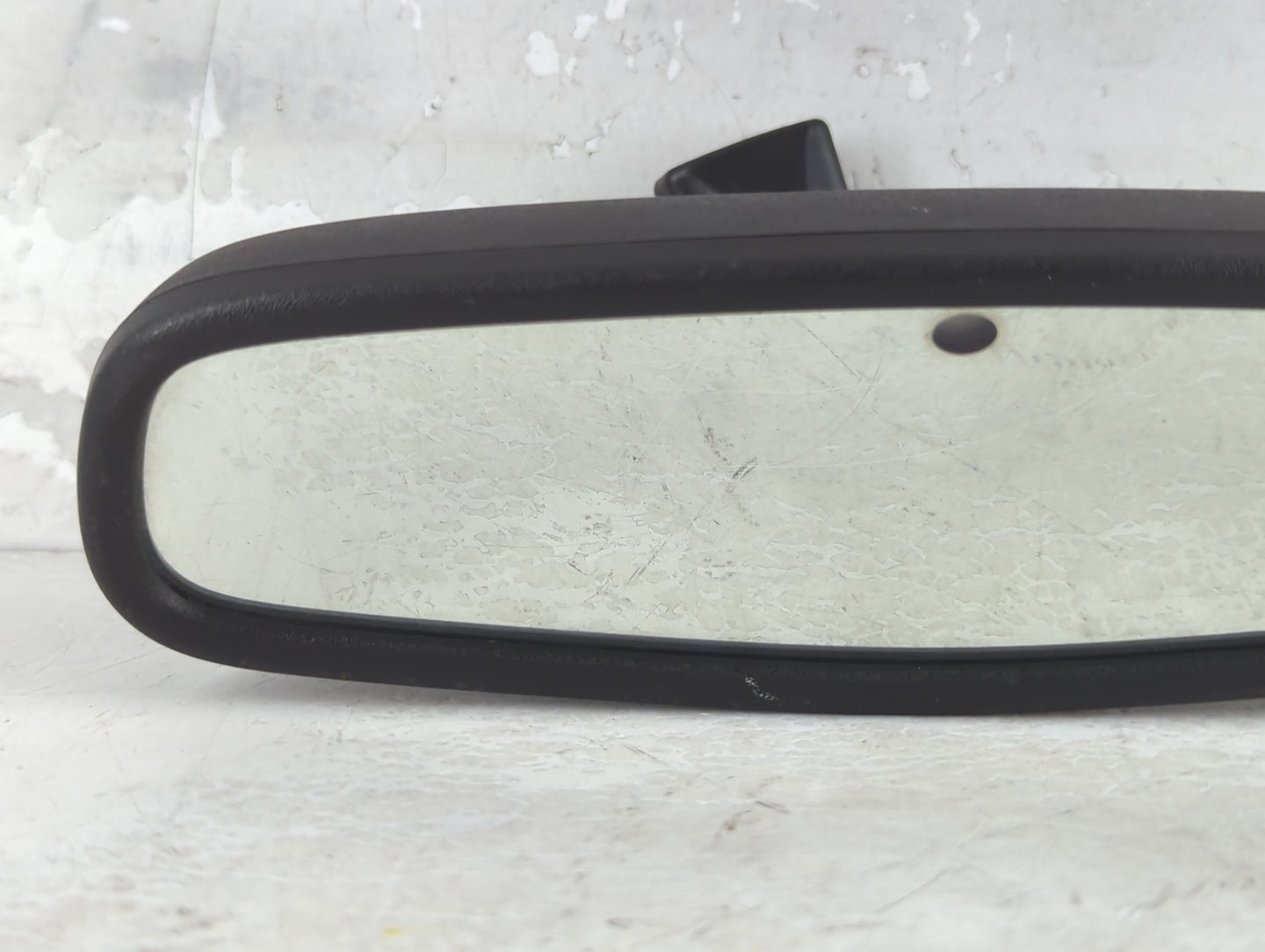 2012 Chevrolet Volt Interior Rear View Mirror Replacement OEM P/N:13581081 Fits OEM Used Auto Parts - Oemusedautoparts1.com