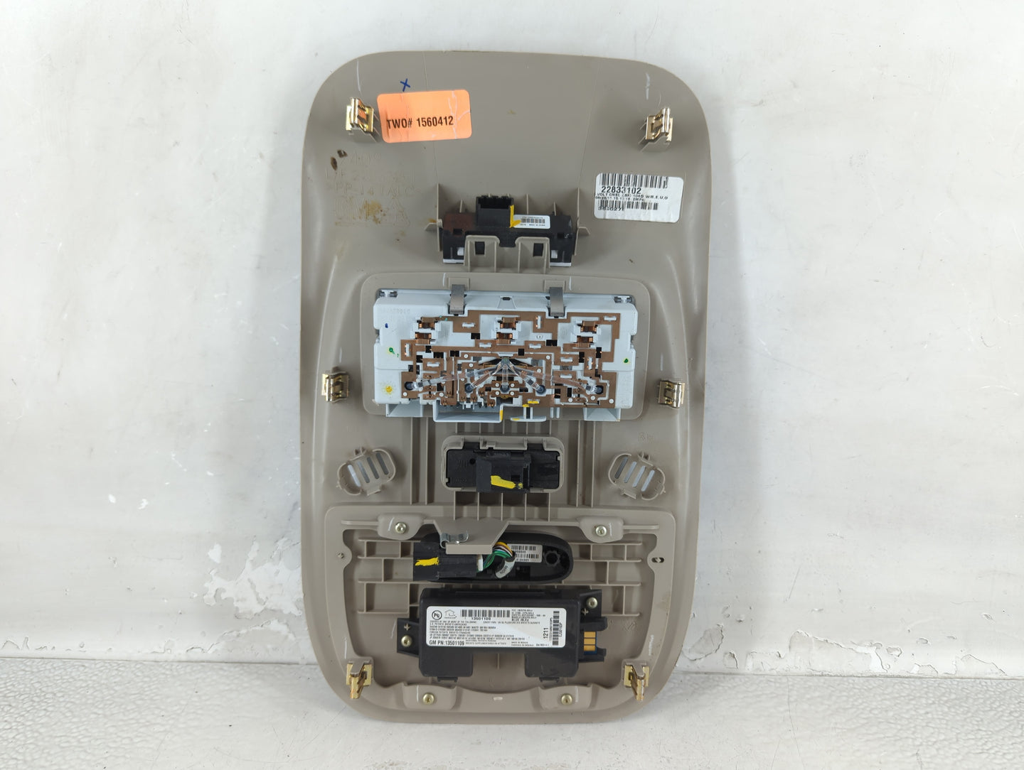 2012-2015 Chevrolet Volt Overhead Roof Console Interior Dome Light - Oemusedautoparts1.com