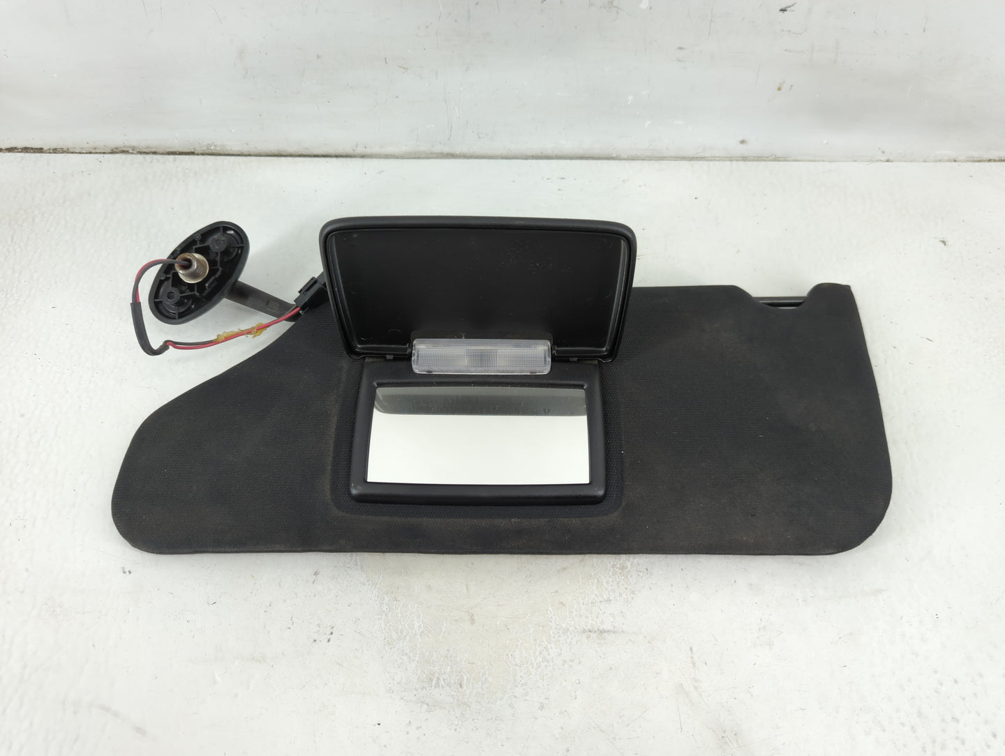 2011-2014 Chrysler 200 Sun Visor Shade Replacement Driver Left Mirror Fits Fits 2011 2012 2013 2014 OEM Used Auto Parts - Oe